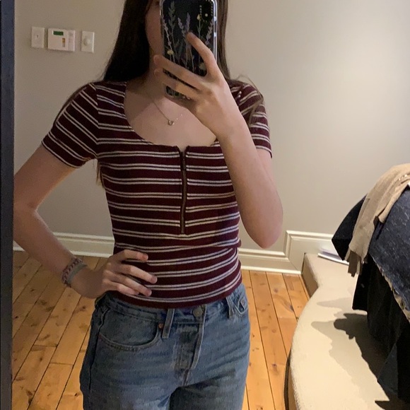 ribbed t-shirt with zipper - Picture 3 of 4